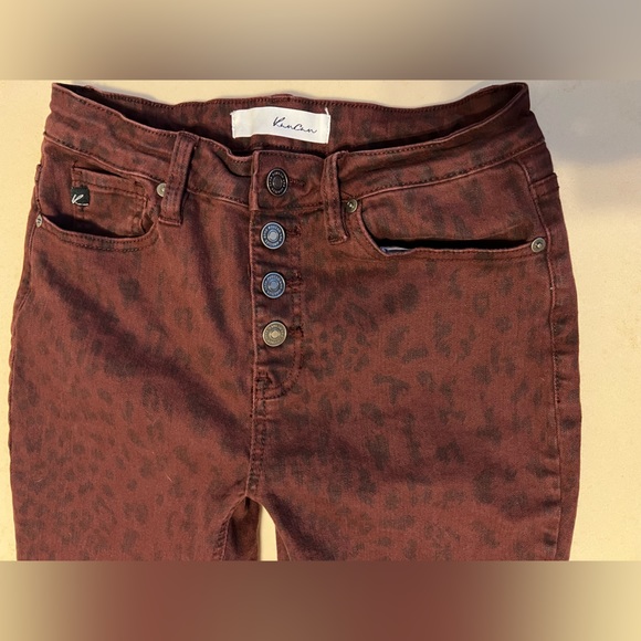 KanCan Victoria Mid-Rise Button Fly Jeans | Burgundy | Size 7 / 27 - Picture 15 of 16